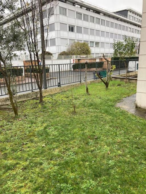 Superbe Appartement Parking Gratuit 2 Aulnay-sous-Bois Buitenkant foto